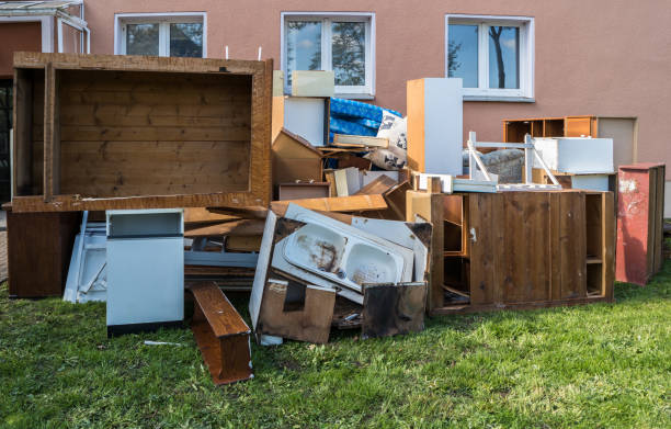 Best Construction Debris Removal  in Novato, CA